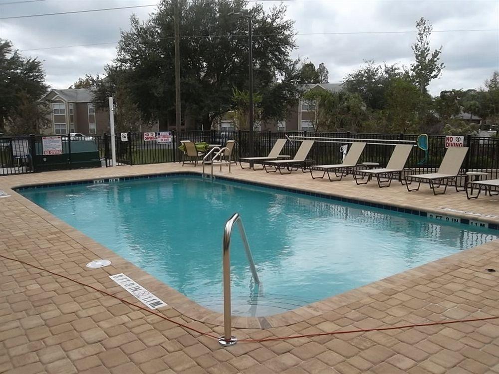 Holiday Inn Express Hotel & Suites Orlando East-Ucf Area By Ihg Alafaya Dış mekan fotoğraf